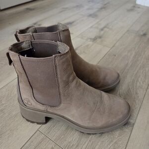 Timberland Women's Taupe Leather Chelsea Ankle Boots